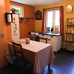 Maison D'hotes Le Charme Du Champs Claire Ebly