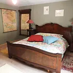Maison D'hotes Le Charme Du Champs Claire בית הארחה Ebly