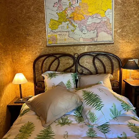 Maison D'hotes Le Charme Du Champs Claire Ebly